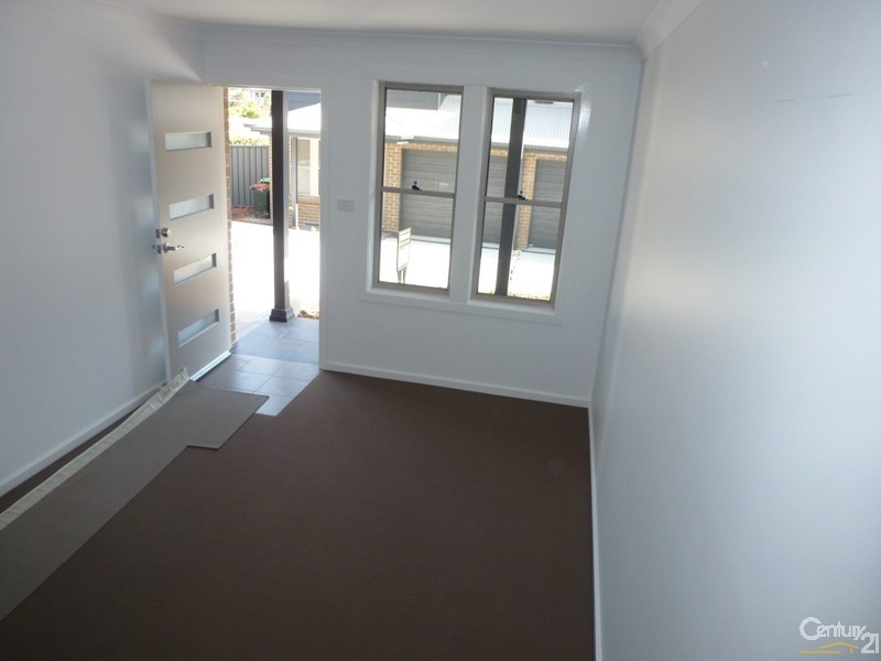 5/8 Angophora Drive, Warabrook NSW 2304