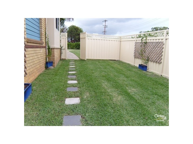 77 MYALL ROAD Corner of Lois Crescent, Cardiff NSW 2285