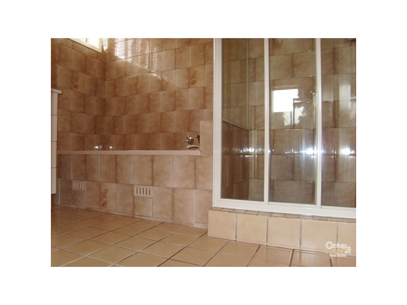 77 MYALL ROAD Corner of Lois Crescent, Cardiff NSW 2285