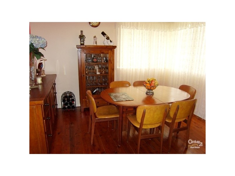 77 MYALL ROAD Corner of Lois Crescent, Cardiff NSW 2285