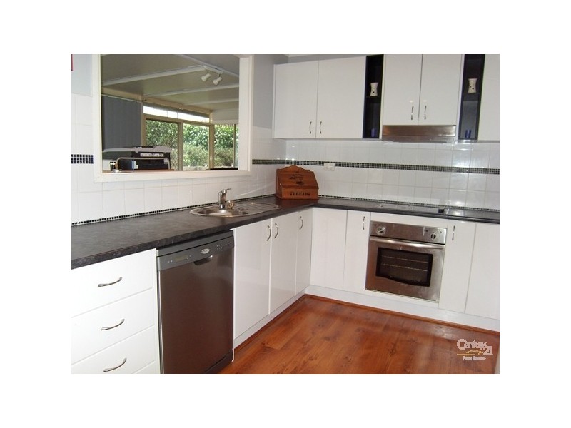 94 Transfield Avenue, Edgeworth NSW 2285