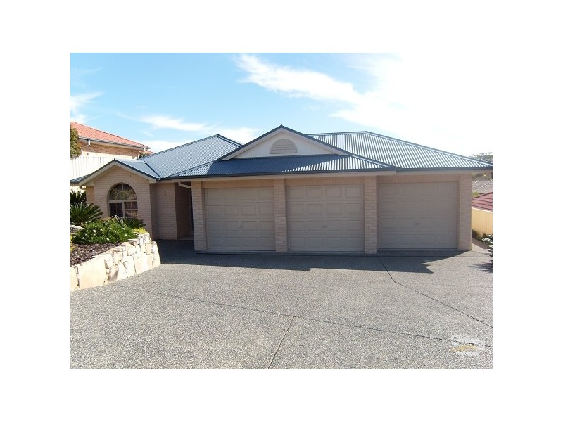 9 Jupiter Circuit, Cameron Park NSW 2285