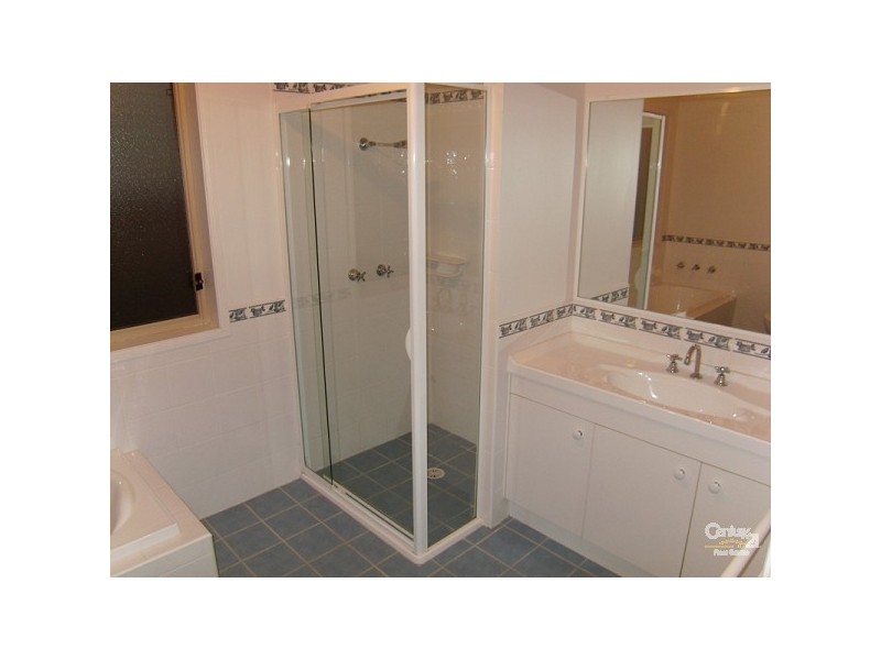 9 Jupiter Circuit, Cameron Park NSW 2285