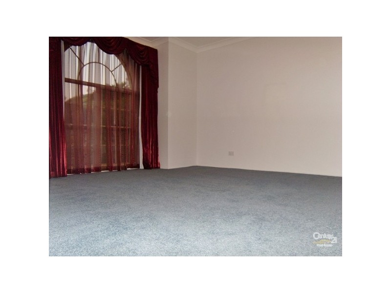 9 Jupiter Circuit, Cameron Park NSW 2285