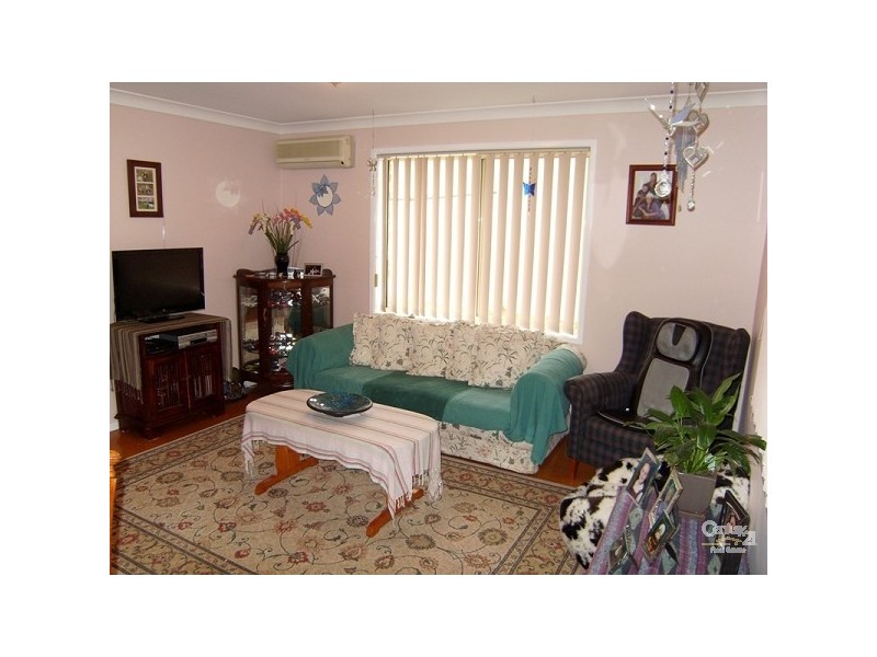 19 Flamingo Drive, Cameron Park NSW 2285