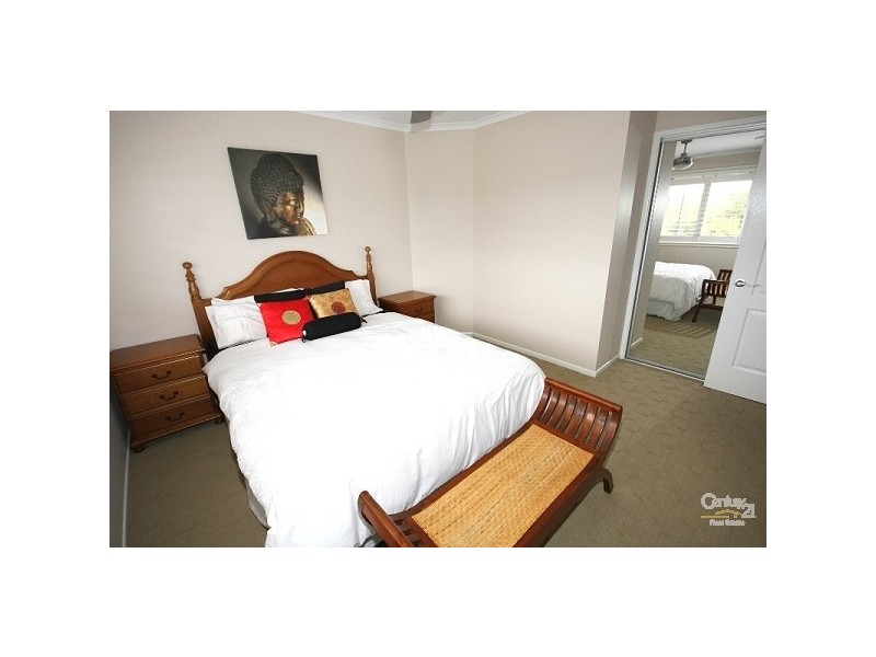 2 Emory Place, Cameron Park NSW 2285