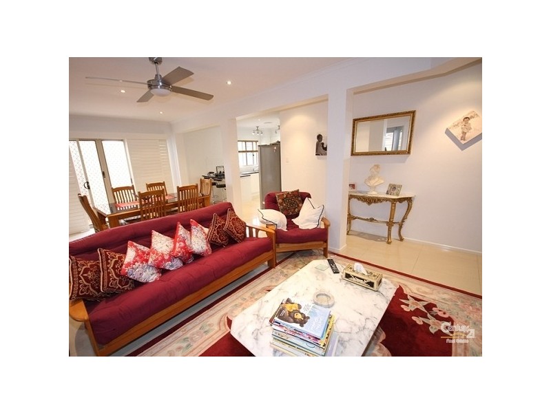 2 Emory Place, Cameron Park NSW 2285