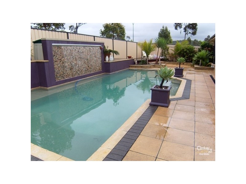 2 Hebe Place, Cameron Park NSW 2285