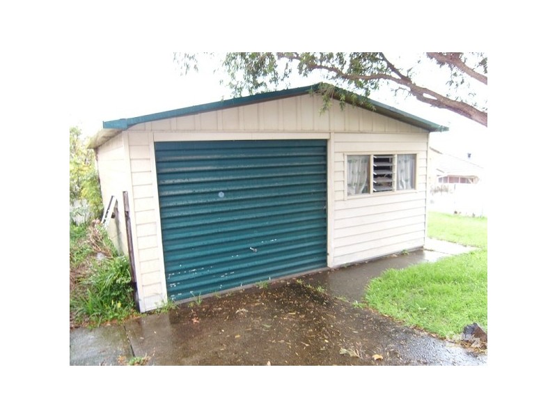 16 Lovell Street, Cardiff NSW 2285