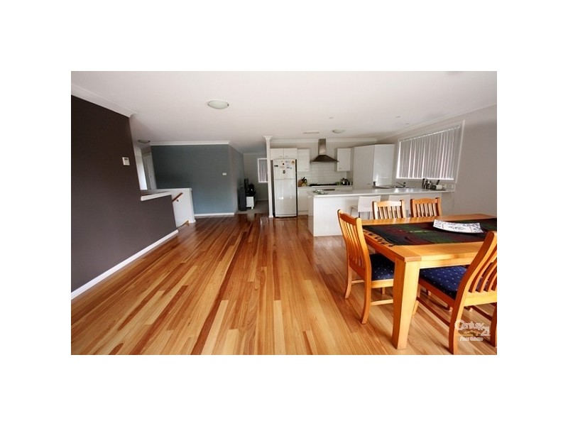 9 Bangalore Place, Cameron Park NSW 2285