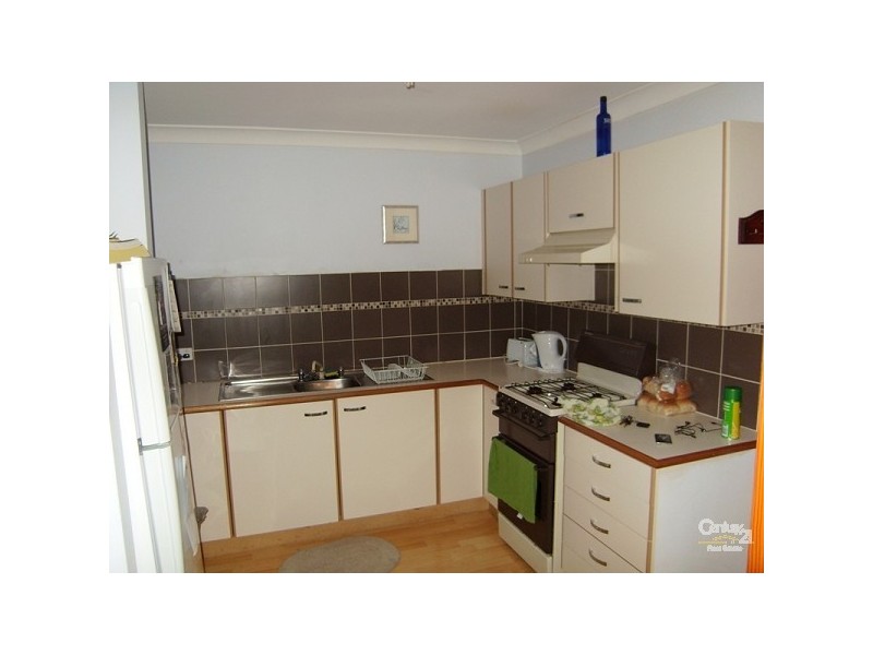 4/14 Angophora Drive, Warabrook NSW 2304