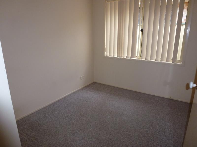 3 Cardinal Close, Cameron Park NSW 2285