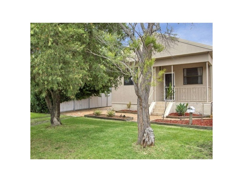 25 Russell Street, Cardiff NSW 2285