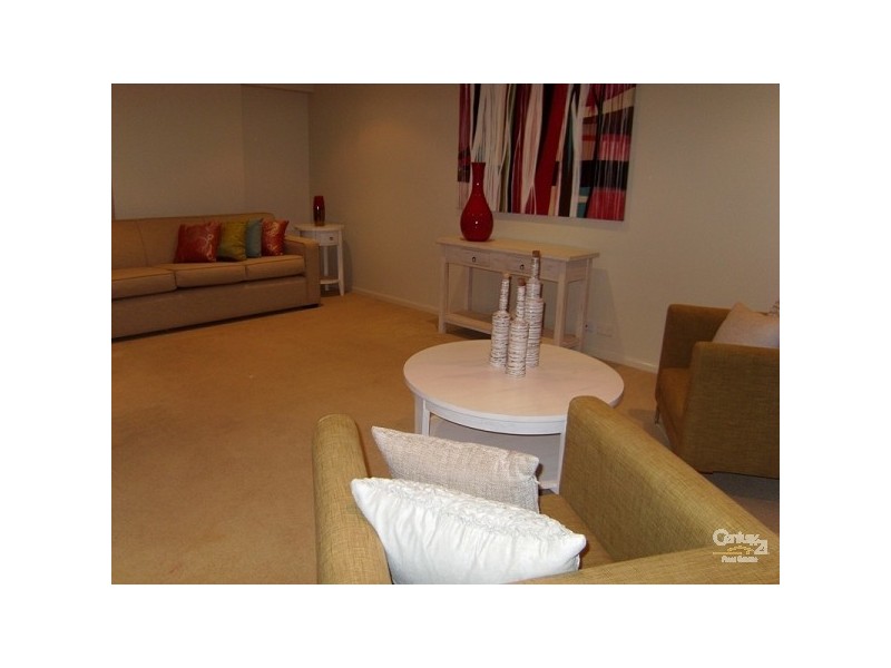 2 Janus Close, Cameron Park NSW 2285