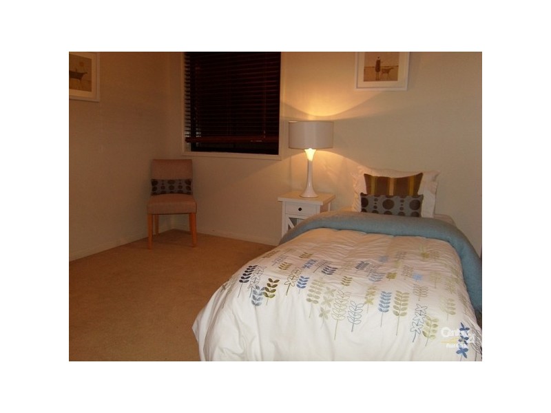 2 Janus Close, Cameron Park NSW 2285