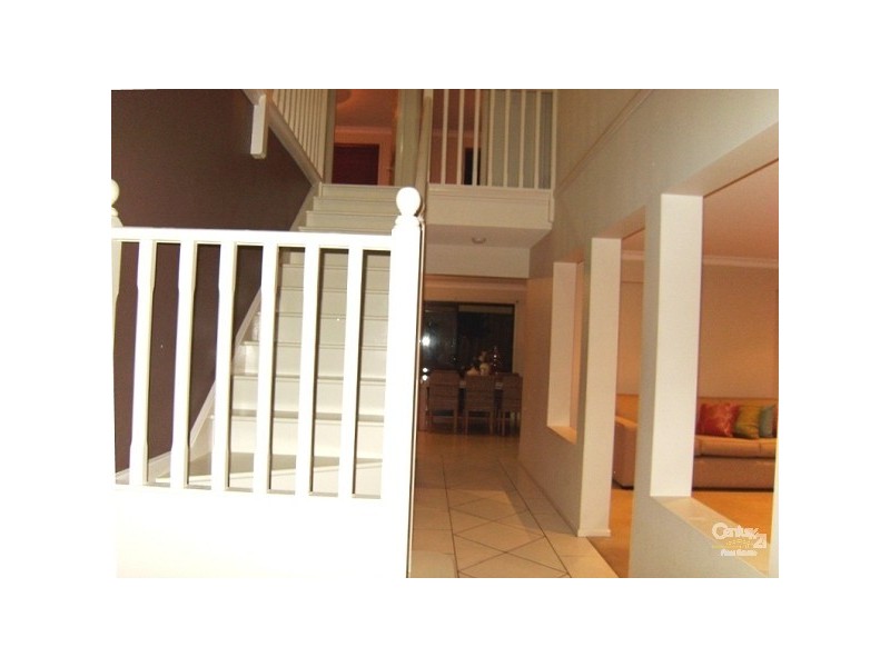 2 Janus Close, Cameron Park NSW 2285