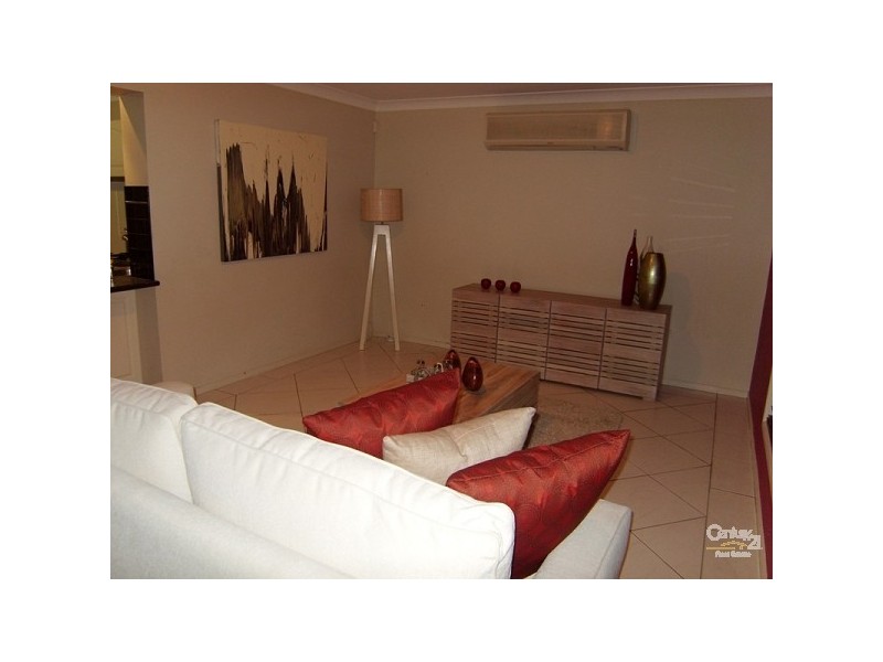 2 Janus Close, Cameron Park NSW 2285