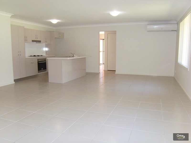 3 Matilda Court, Cameron Park NSW 2285