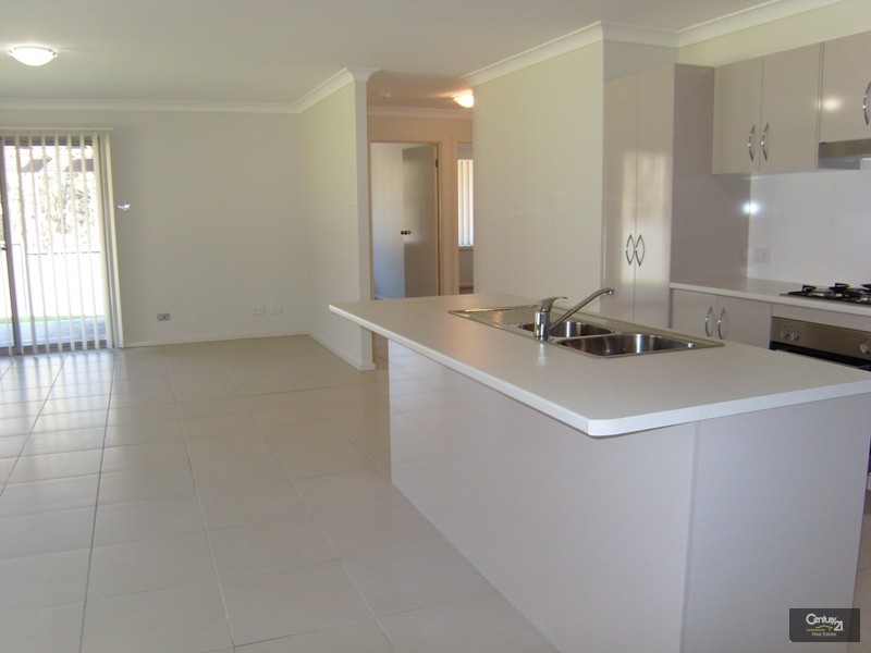 3 Matilda Court, Cameron Park NSW 2285