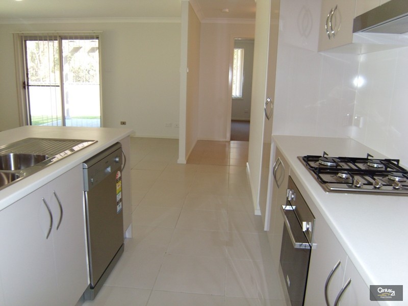 3 Matilda Court, Cameron Park NSW 2285