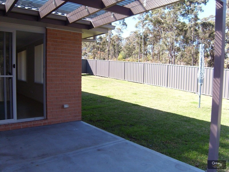 3 Matilda Court, Cameron Park NSW 2285