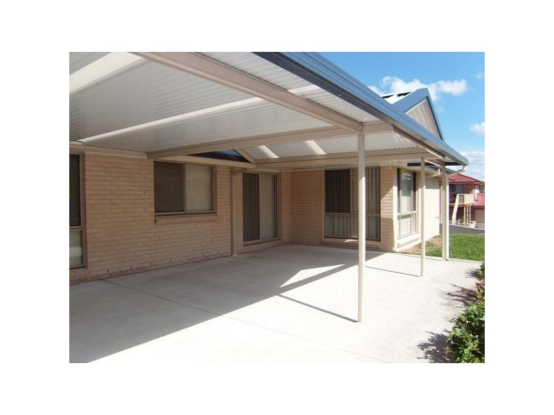 9 Jupiter Circuit, Cameron Park NSW 2285