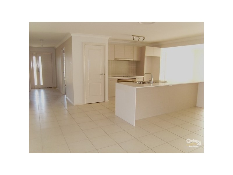 20 Ridgemont Drive, Cameron Park NSW 2285