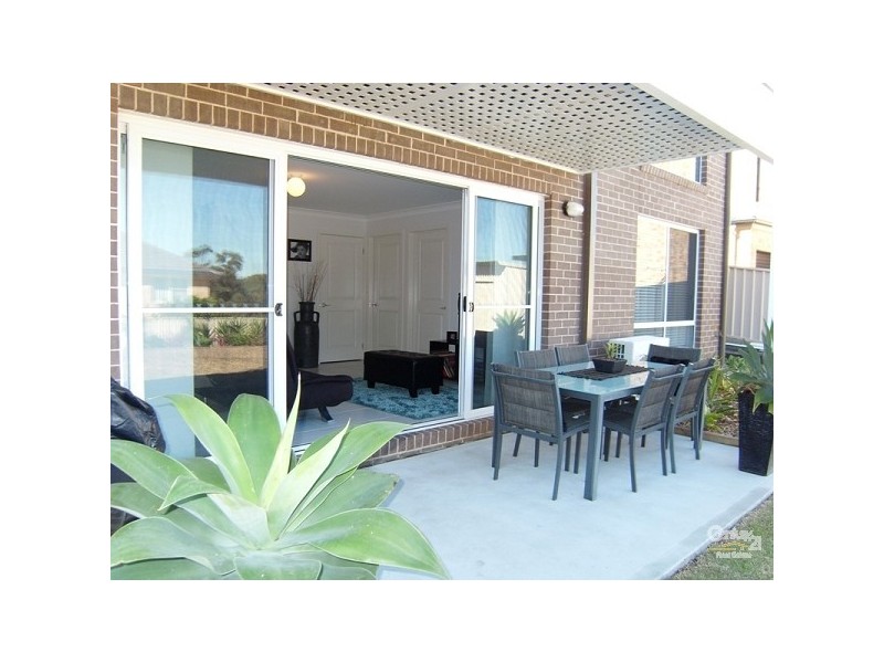 85 Constitution Drive, Cameron Park NSW 2285