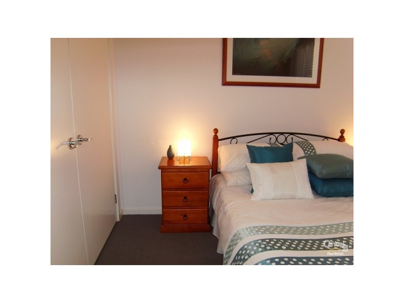 85 Constitution Drive, Cameron Park NSW 2285