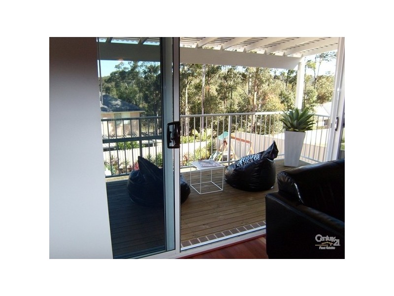 85 Constitution Drive, Cameron Park NSW 2285