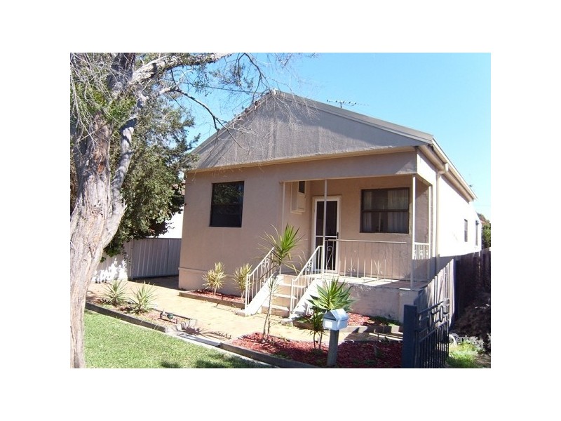 25 Russell Street, Cardiff NSW 2285