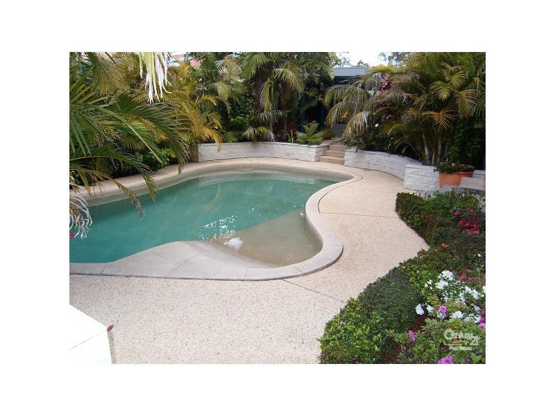 8 Greenock Court, Cameron Park NSW 2285