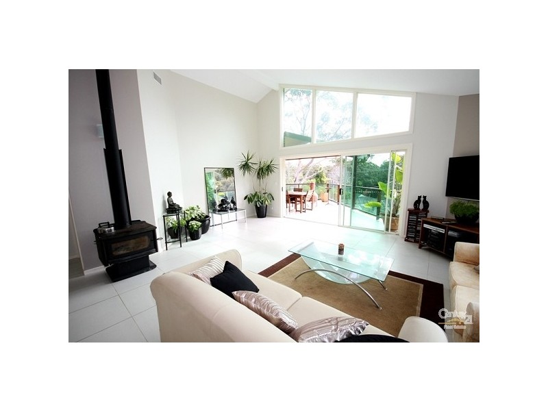 6 Bucklee Crescent, Warners Bay NSW 2282