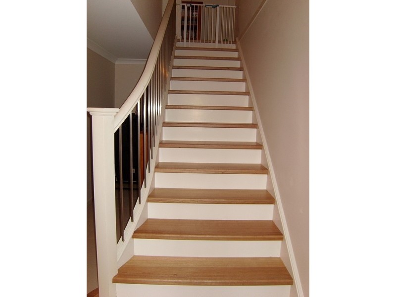 8 Northridge Drive, Cameron Park NSW 2285