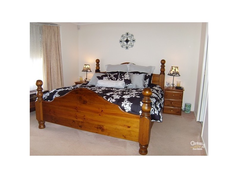 11 Elanet Avenue, Cameron Park NSW 2285