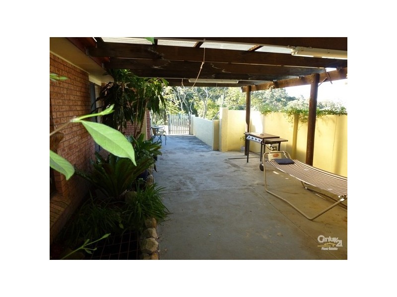 8 Fifth Street, Seahampton NSW 2286