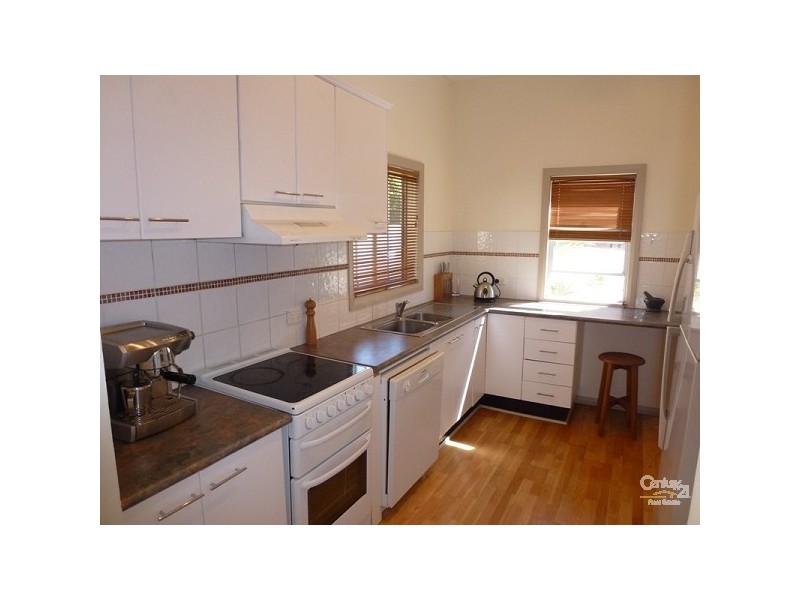 74 Bailey Street, Adamstown NSW 2289