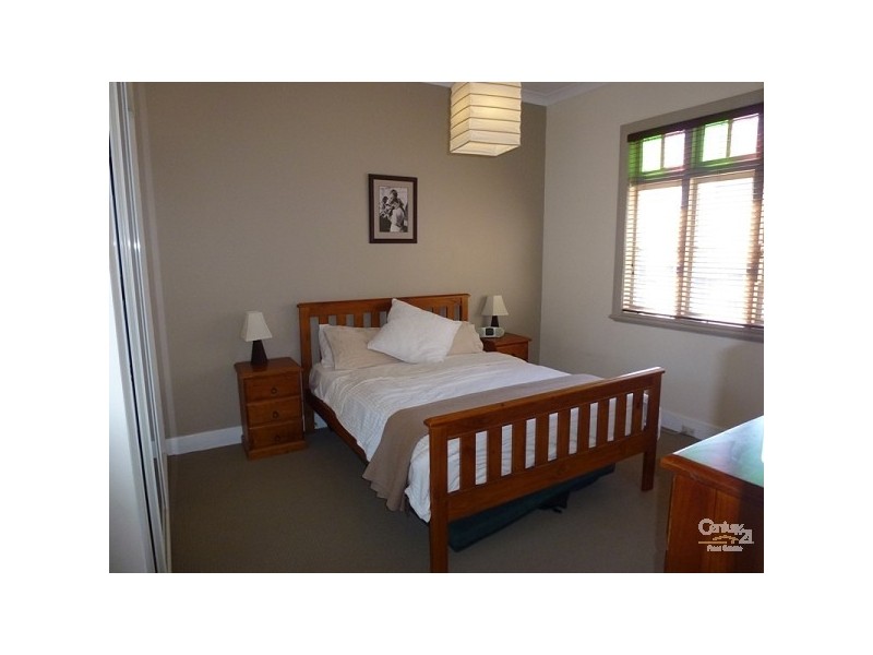 74 Bailey Street, Adamstown NSW 2289