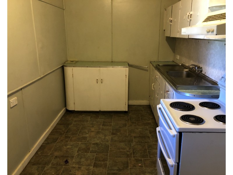 2/26 Carroll Avenue, Cessnock NSW 2325