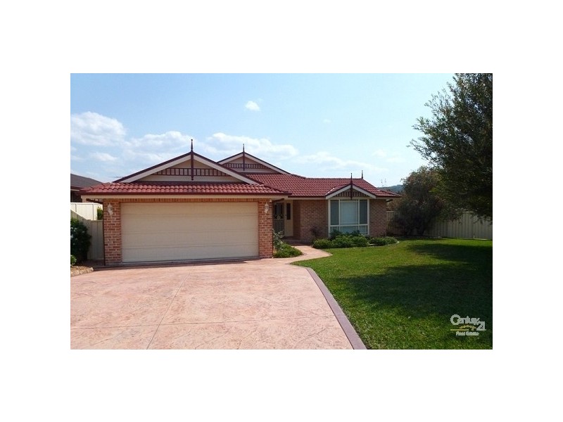 5 Peacock Court, Cameron Park NSW 2285