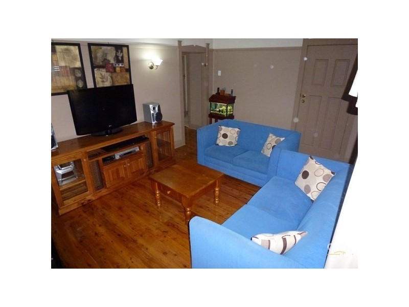 43 Clarence Street, Glendale NSW 2285