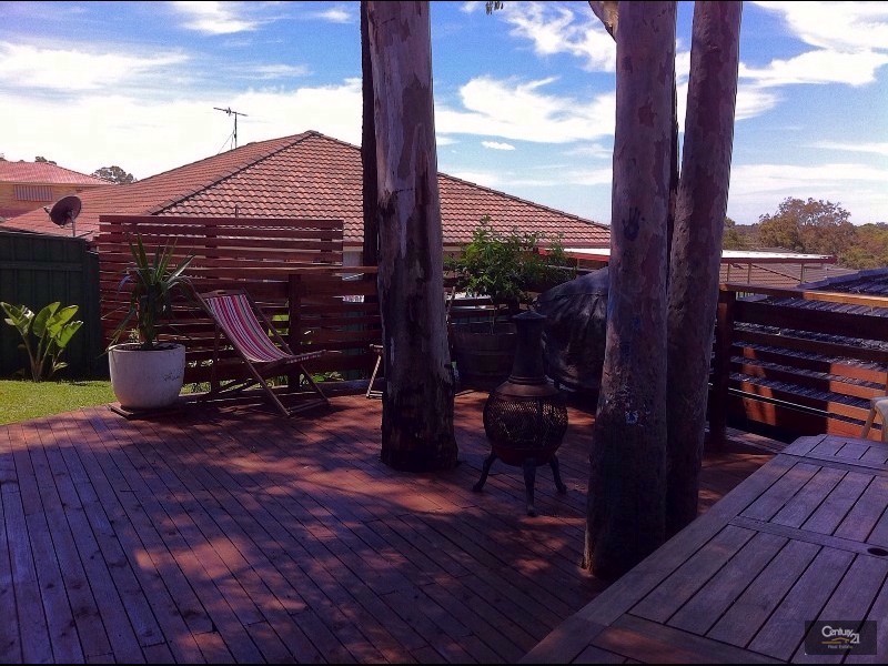 10 Amber Avenue, Fletcher NSW 2287