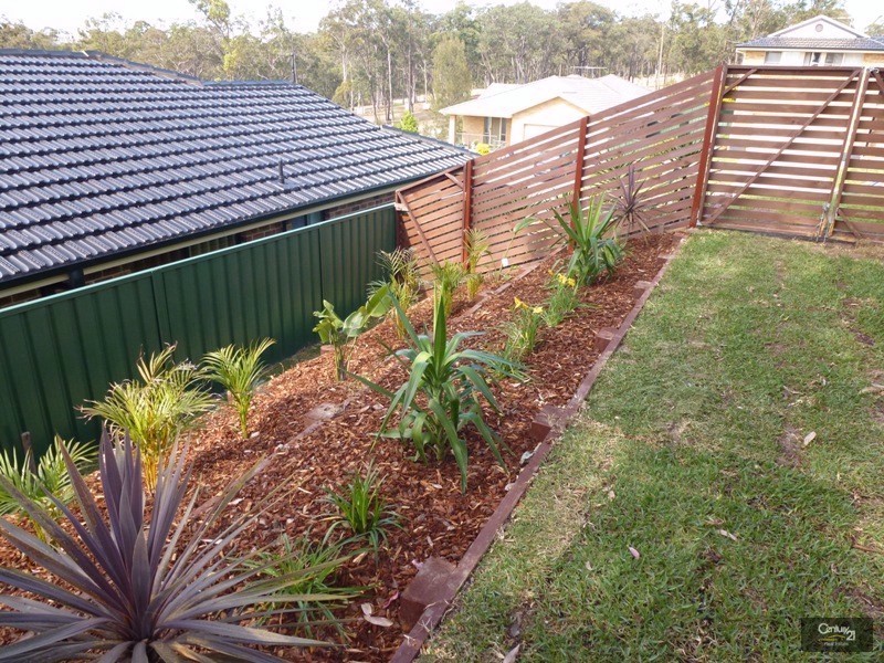 10 Amber Avenue, Fletcher NSW 2287