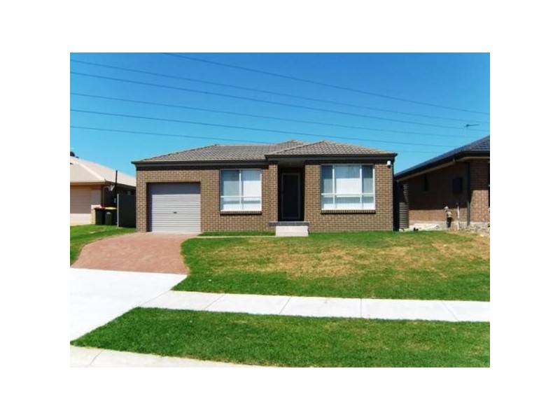 6 Galea Close, Cameron Park NSW 2285