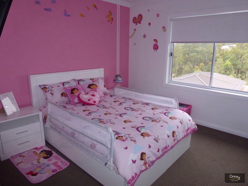 81 Constitution Drive, Cameron Park NSW 2285