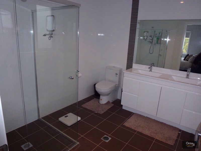 81 Constitution Drive, Cameron Park NSW 2285