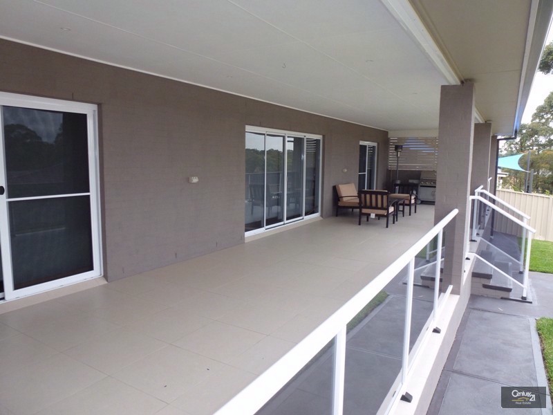 81 Constitution Drive, Cameron Park NSW 2285