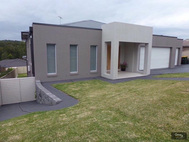 81 Constitution Drive, Cameron Park NSW 2285