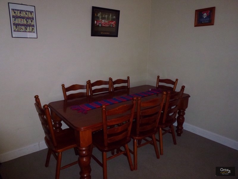 27 Wallace Street, West Wallsend NSW 2286