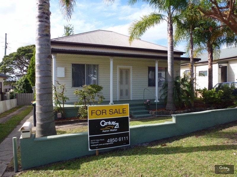 38 Queen Street, Waratah West NSW 2298